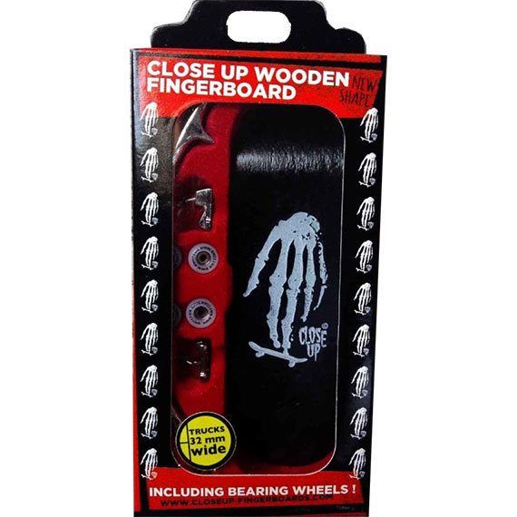 close up fingerboard skull hand (black)