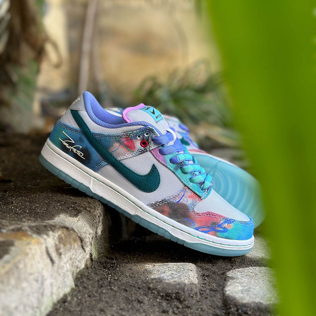 raffle nike sb dunk low og qs futura laboratories skateboard news bud skateshop