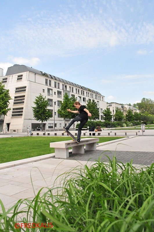 antiz rouen oscar candon frontside bluntslide