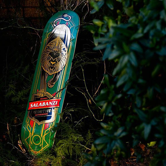 Bastien Salabanzi skate pour PRIMITIVE SKATEBOARDING