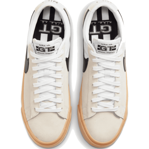 nike sb shoes zoom blazer low pro GT (white/black/white)