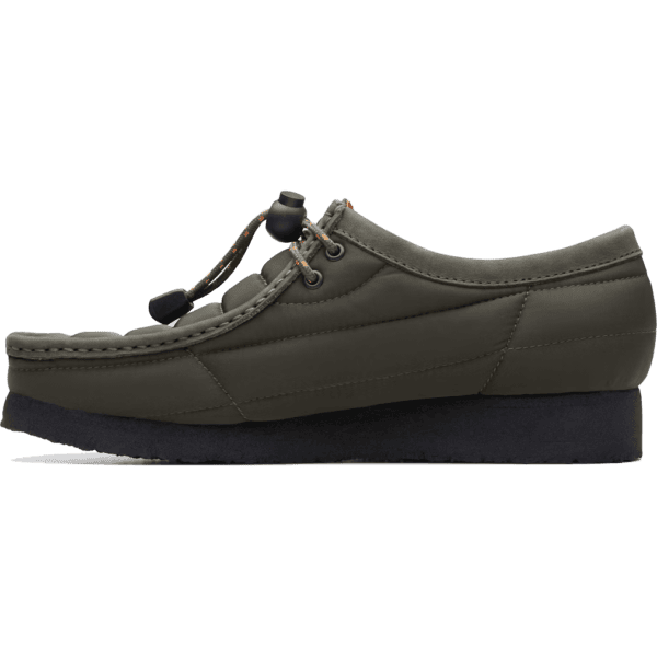 clarks shoes wallabee (khaki/quilted)