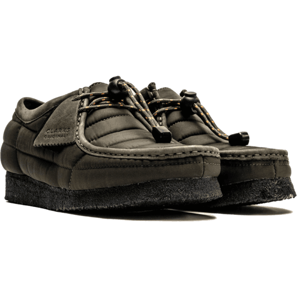 clarks shoes wallabee (khaki/quilted)