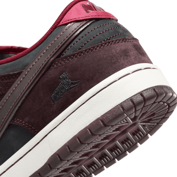 nike sb shoes dunk low pro qs riot skateshop