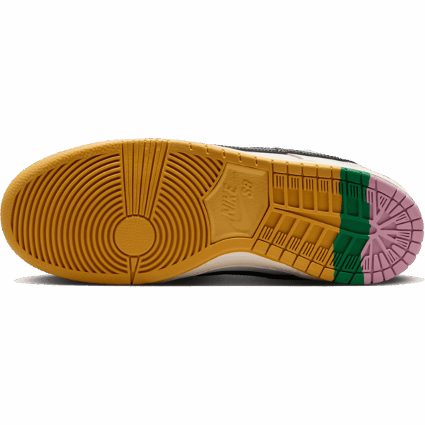 nike sb shoes dunk low pro qs csef white and black